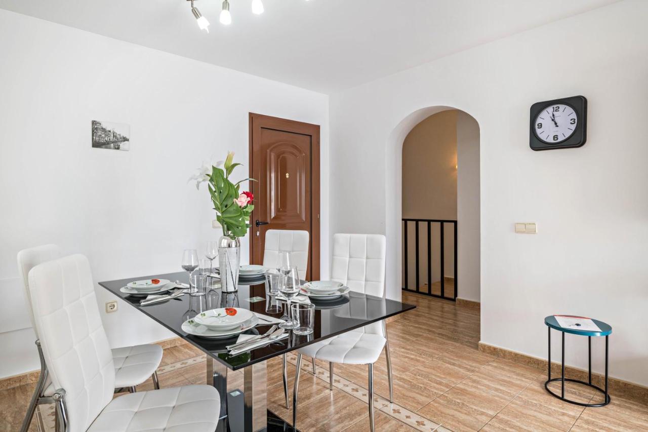 Villa Beatrice Плая Бланка Екстериор снимка